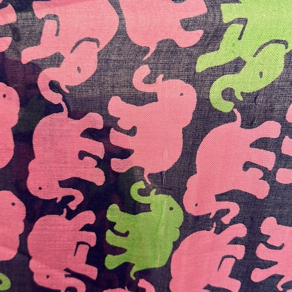Lilly Pulitzer Murfee scarf elephant motif. “Tusk in Sun” - Picture 2 of 3